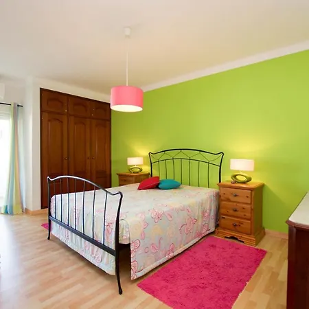 Apart. Farol -